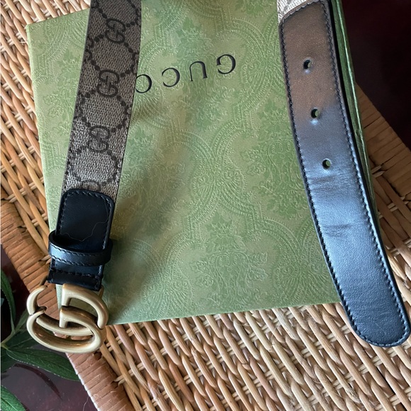 Authentic Gucci Belt - Picture 4 of 6